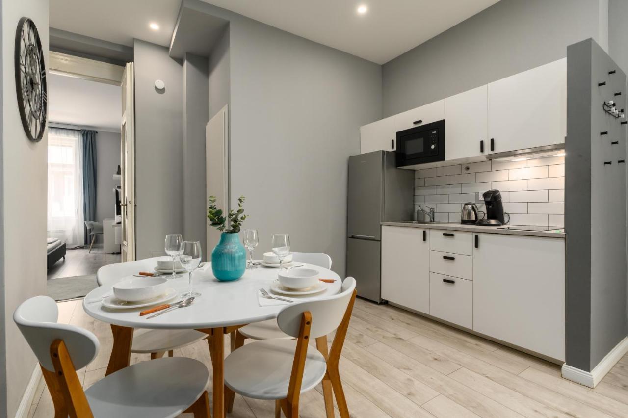 Trendy Design Apartment Будапеща Екстериор снимка